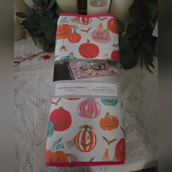 cupcakes & cashmere Colorful Pumpkin Dish Drying Mat - Picture 1 of 5